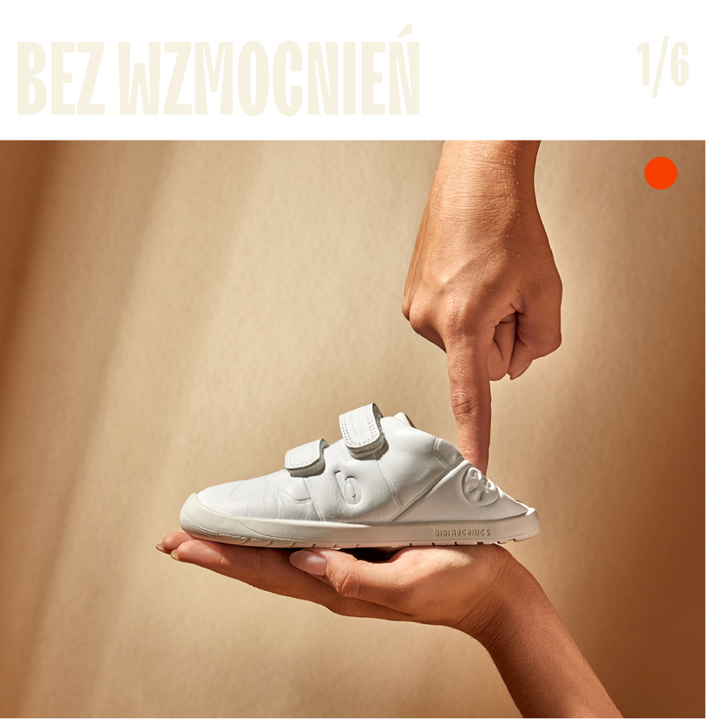 Innowujemy w opracowywaniu zewnętrznego stabilizatora, który eliminuje wewnętrzne wzmocnienia w całej naszej gamie obuwia dla pierwszych kroków. Dzięki temu utrzymywana jest naturalna stabilność, którą dziecko zdobywa, bez ograniczania ruchu stopy.